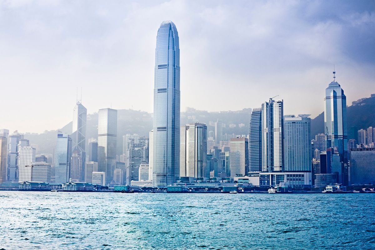 The Best of Hong Kong: City Sights & Theme Park Delights