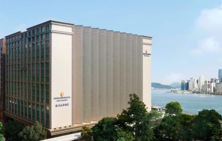Wonders of the Pearl: A Hong Kong & Macau Adventure