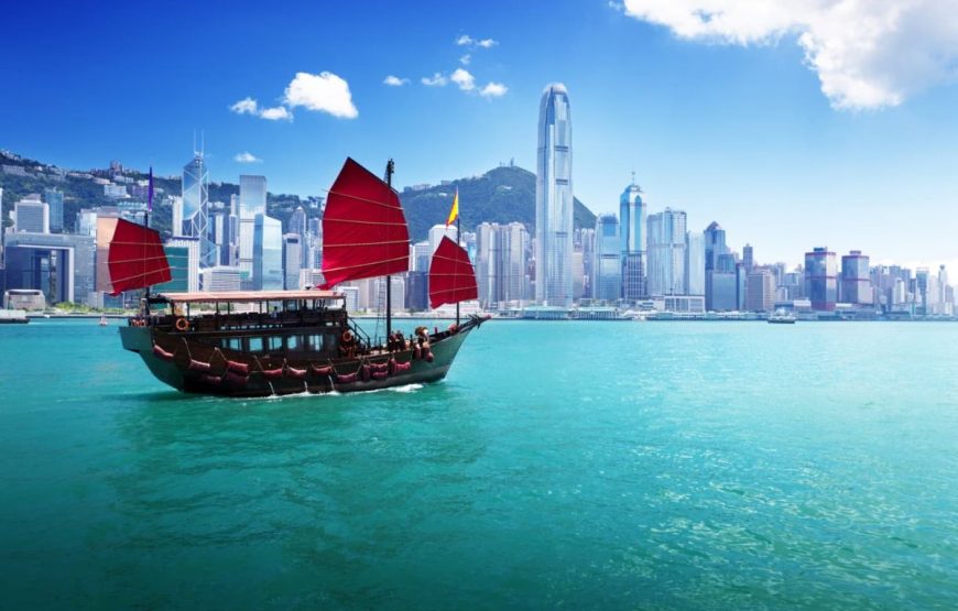 Wonders of the Pearl: A Hong Kong & Macau Adventure