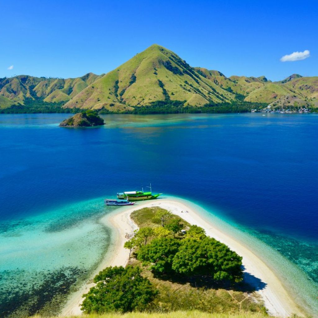 indonesia tourist place